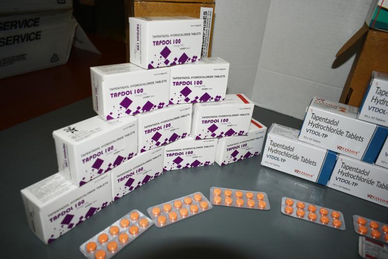 stacked boxes and blisterpacks of tapentadol